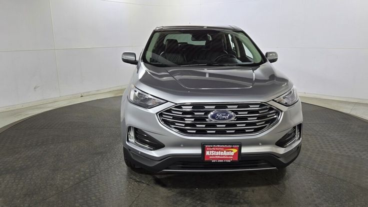 ford edge titanium